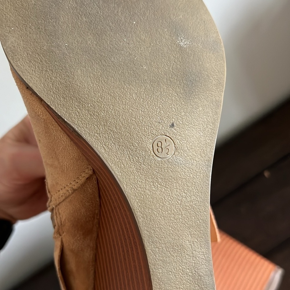 Suede booties - Picture 6 of 7